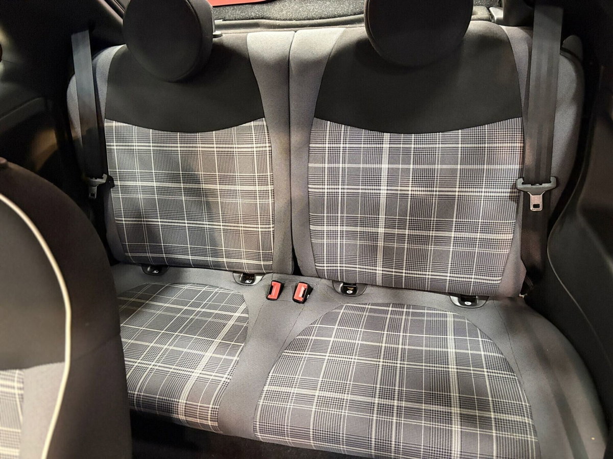 Fiat 500 1.0 Hybrid Lounge (10)
