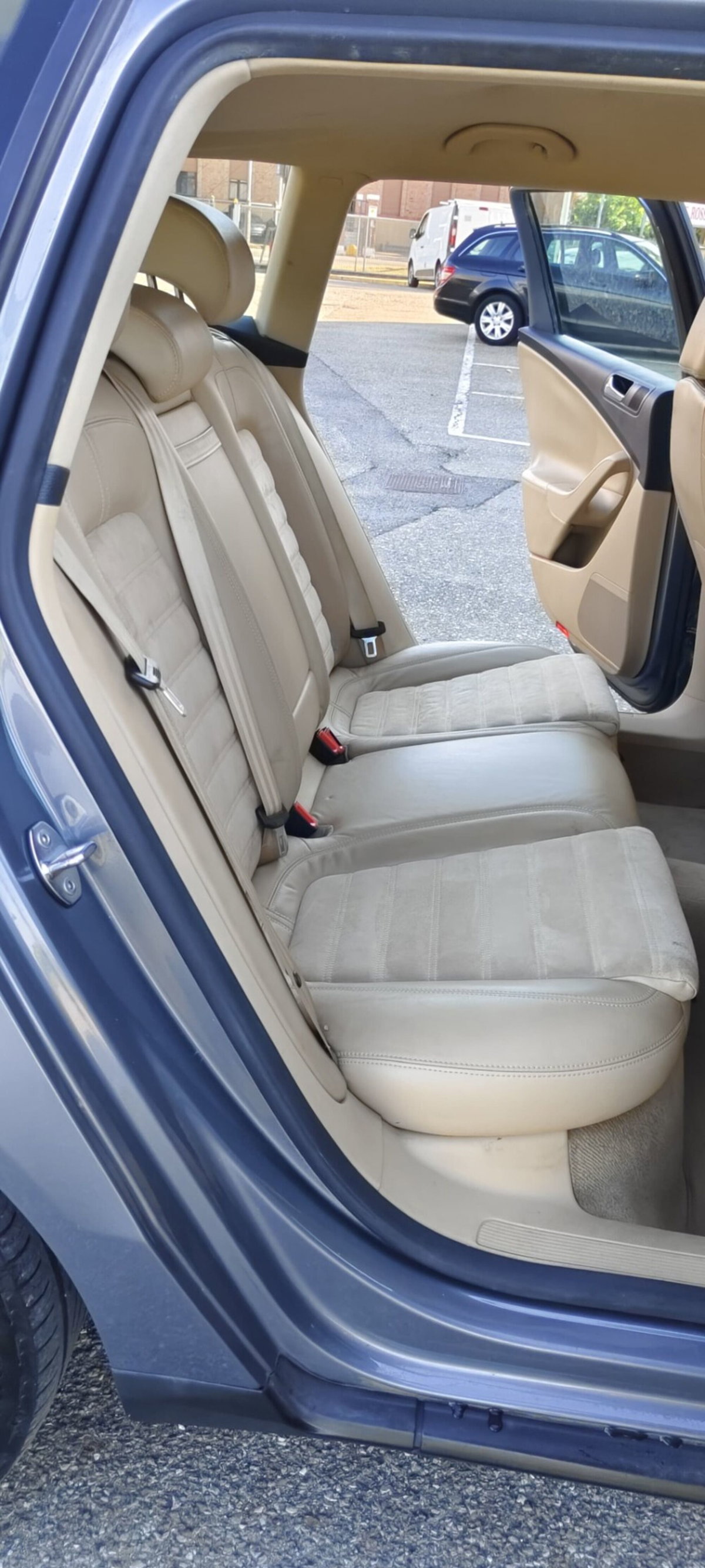 Volkswagen Passat Variant 2.0 16V FSI 4mot. Highline (19)