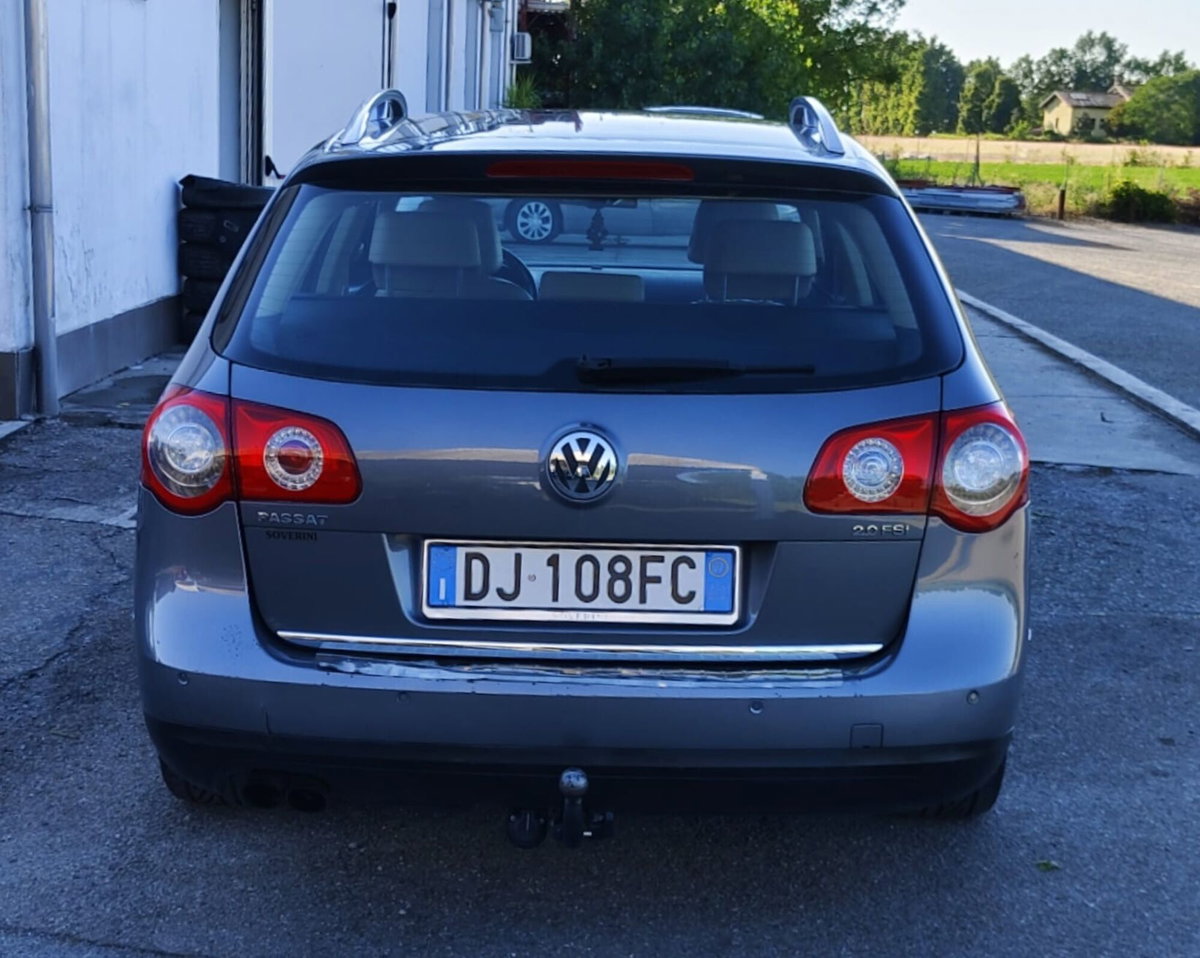 Volkswagen Passat Variant 2.0 16V FSI 4mot. Highline (8)
