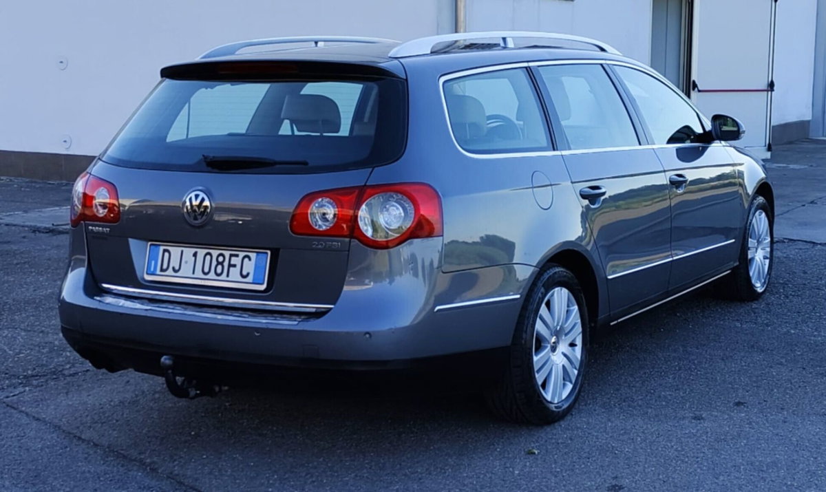 Volkswagen Passat Variant 2.0 16V FSI 4mot. Highline (9)