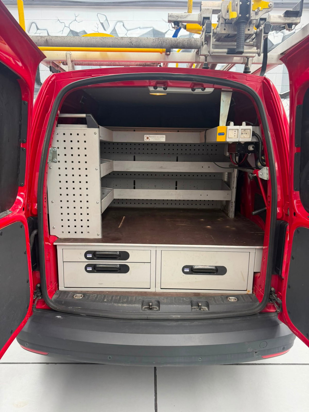 Volkswagen Veicoli Commerciali Caddy 2.0 TDI 122 CV 4Motion Furgone (5)