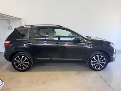 Nissan Qashqai 1.5 dCi DPF Tekna (2)