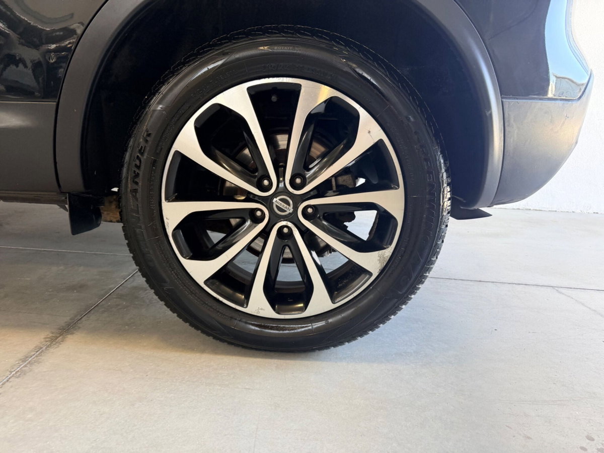Nissan Qashqai 1.5 dCi DPF Tekna (9)
