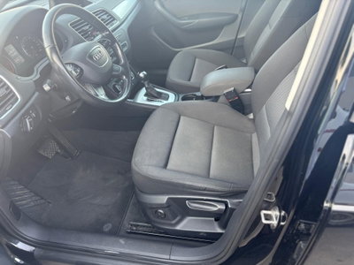 Audi Q3 2.0 TDI 120 CV S tronic Business (12)