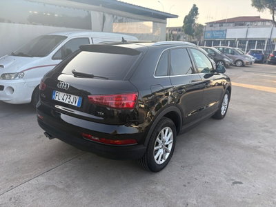Audi Q3 2.0 TDI 120 CV S tronic Business (4)