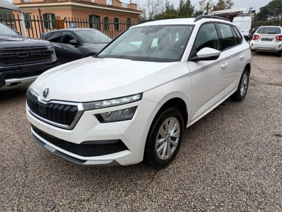 Skoda Kamiq 1.0 tsi Style 95cv (2)