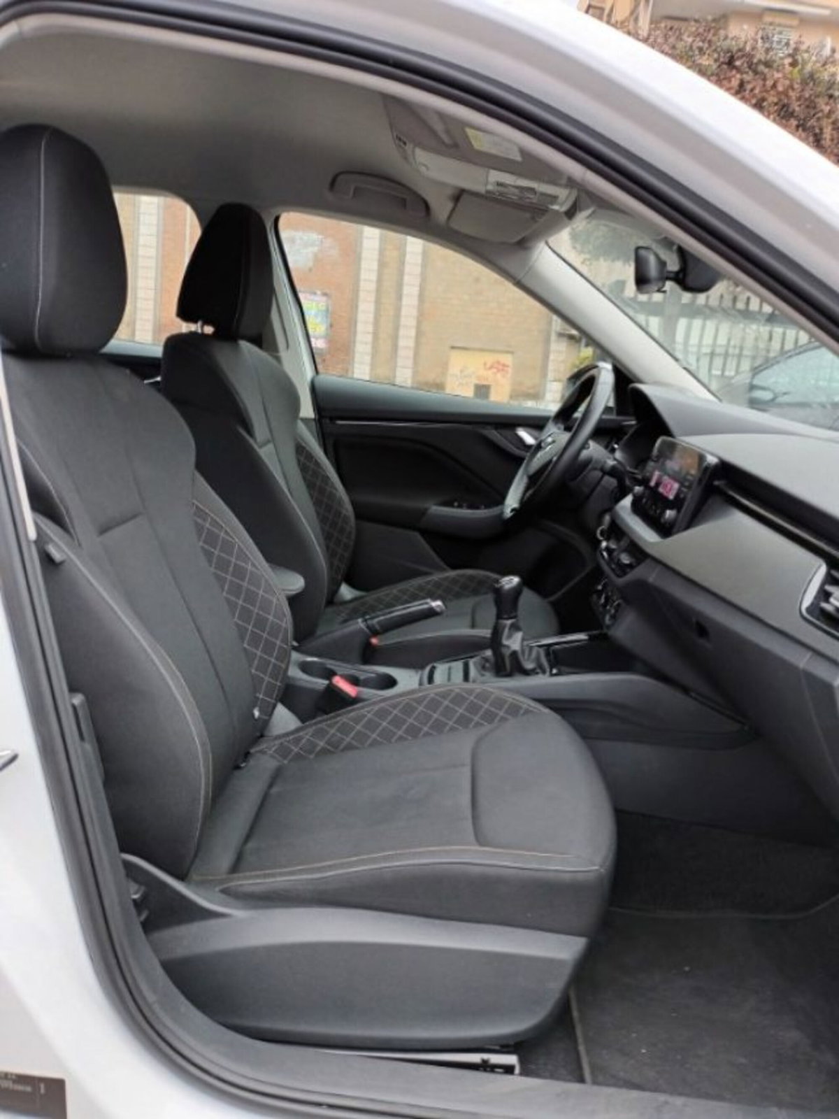 Skoda Kamiq 1.0 tsi Style 95cv (7)
