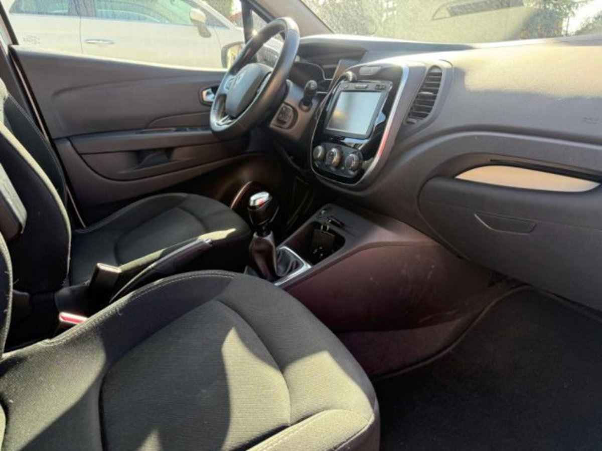 Renault Captur dCi 8V 90 CV Sport Edition (9)