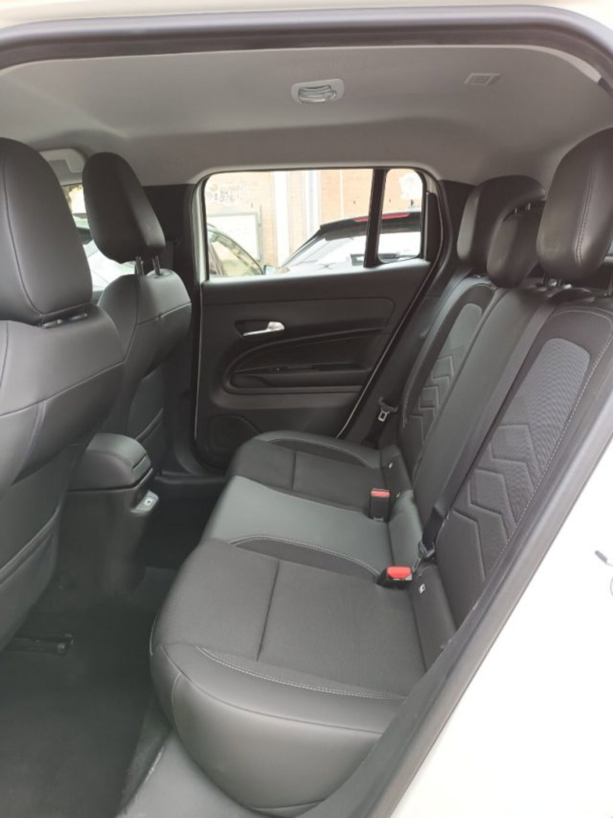 Jeep Avenger 1.2 turbo Altitude fwd 100cv (6)
