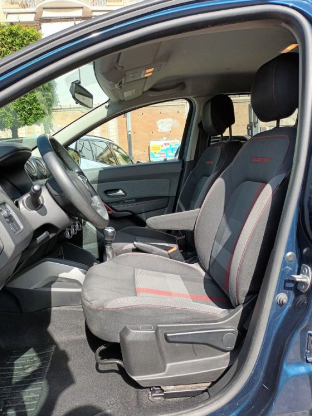 Dacia Duster 1.6 SCe GPL 4x2 Techroad (5)
