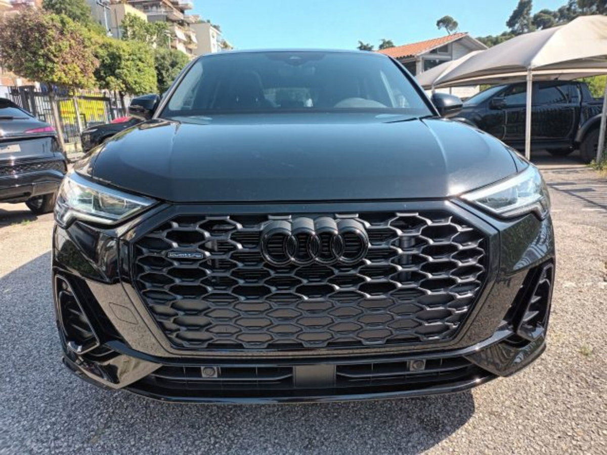 Audi Q3 Sportback 40 2.0 tdi quattro 193cv s-tronic (2)