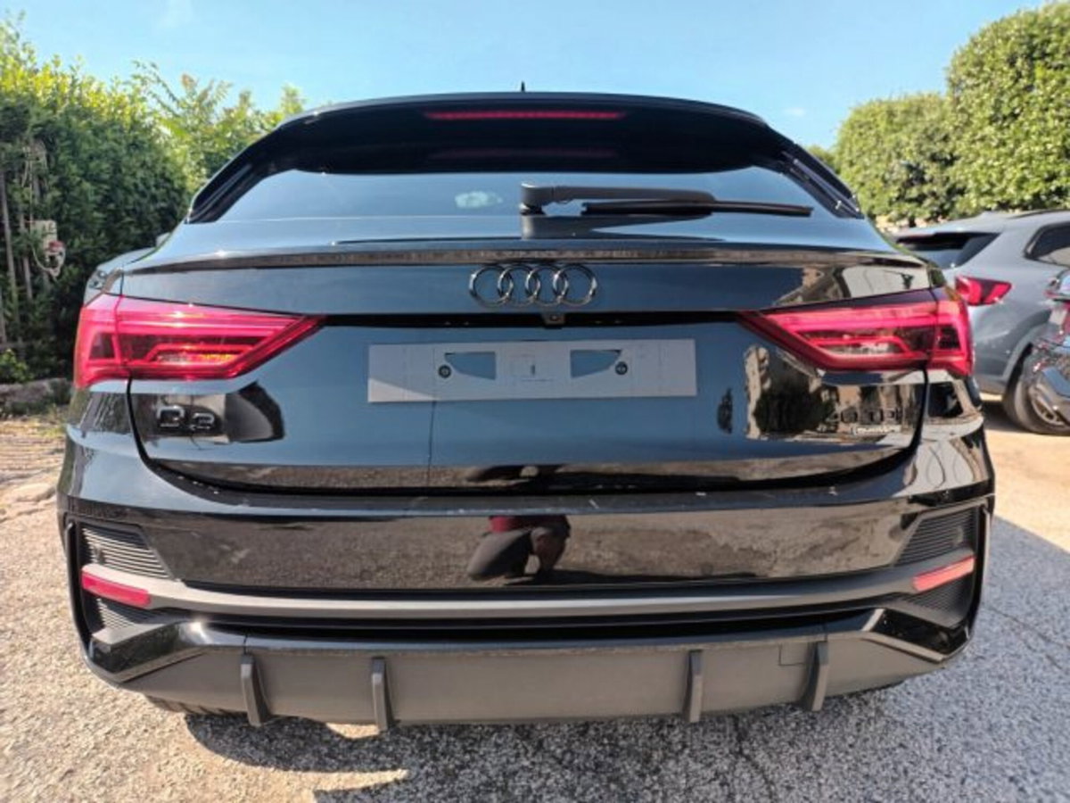Audi Q3 Sportback 40 2.0 tdi quattro 193cv s-tronic (6)