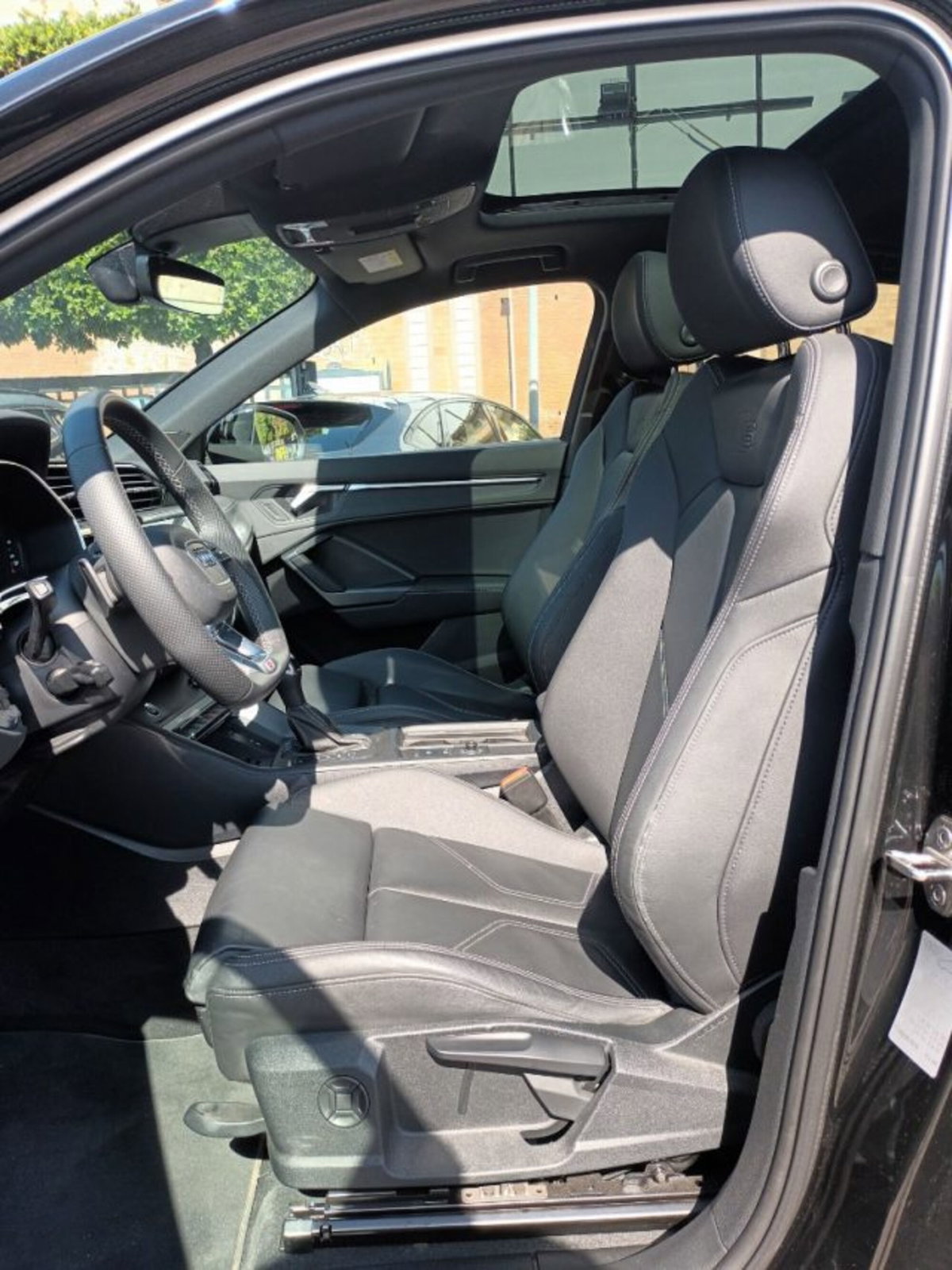 Audi Q3 Sportback 40 2.0 tdi quattro 193cv s-tronic (8)