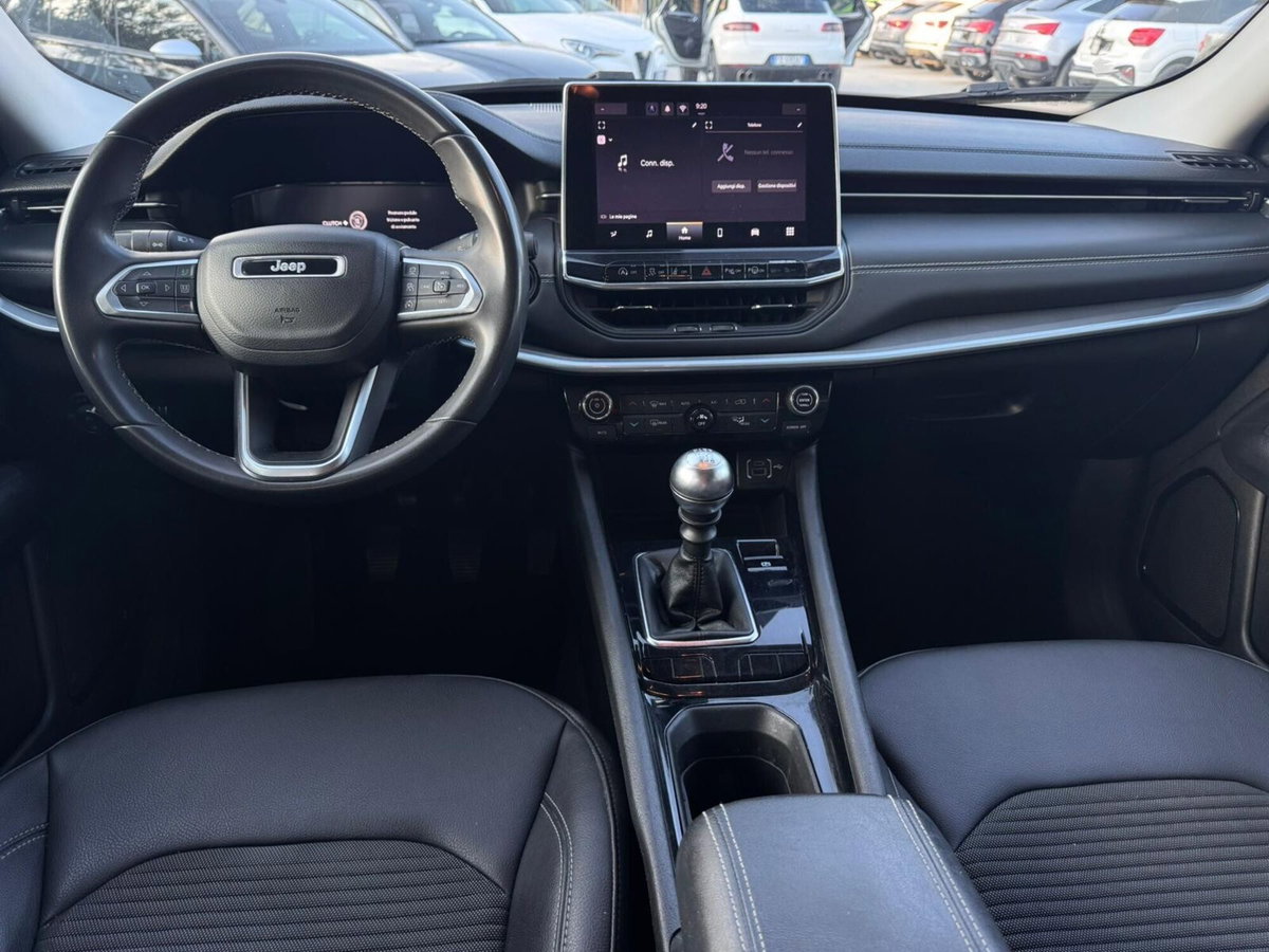 Jeep Compass 1.6 Multijet II 2WD Limited (11)