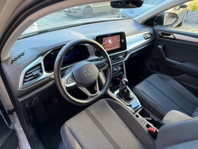 Volkswagen T-Roc 1.0 TSI Life (11)