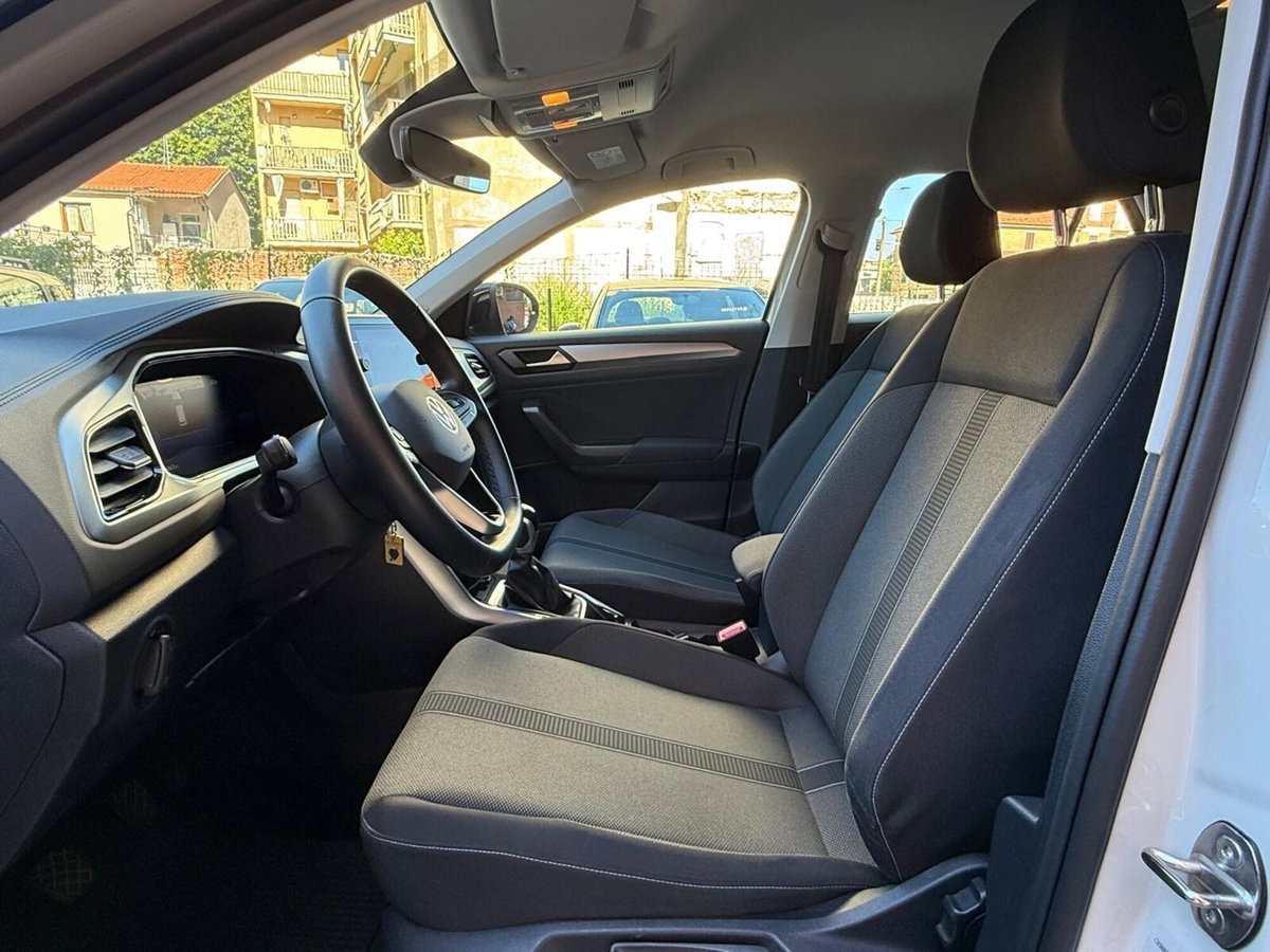 Volkswagen T-Roc 1.0 TSI Life (15)