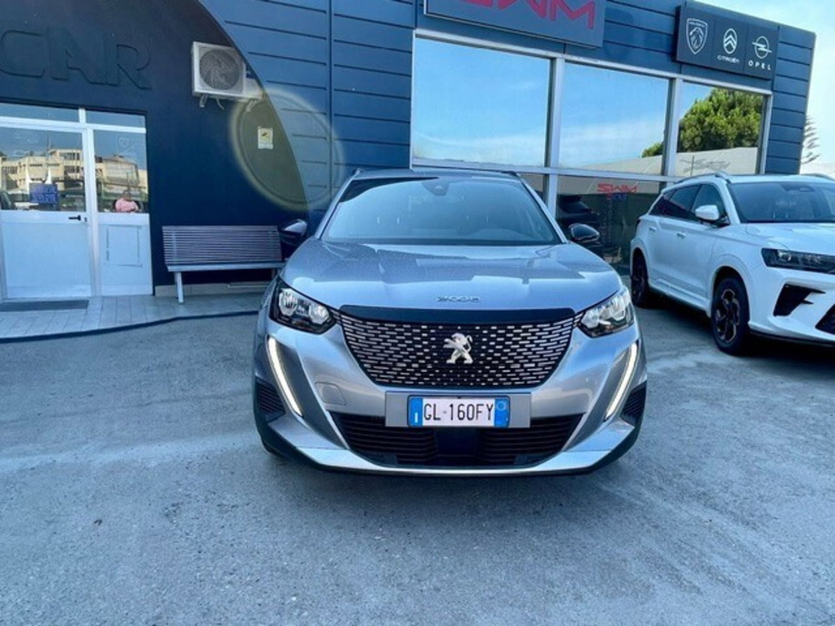 Peugeot 2008 1.2 puretech Allure s&s 130cv eat8 (2)