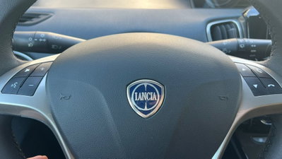 Lancia Ypsilon 1.0 FireFly 5 porte S&S Hybrid Gold Plus (15)
