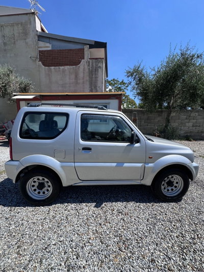 Suzuki Jimny 1.3i 16V cat 4WD JLX (6)
