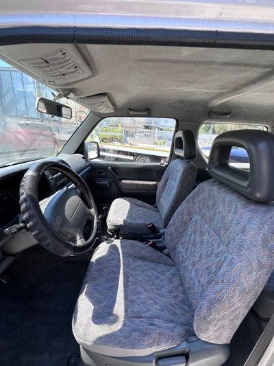 Suzuki Jimny 1.3i 16V cat 4WD JLX (7)