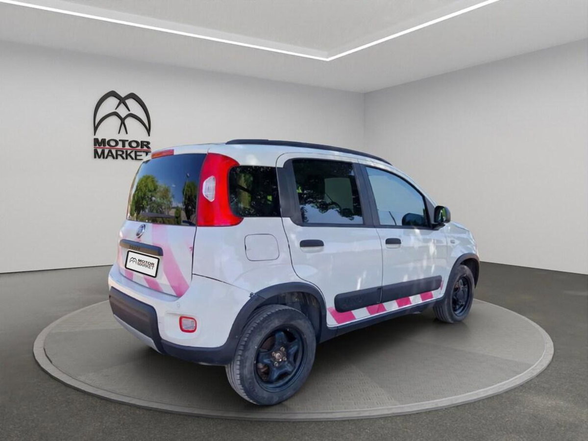 Fiat Panda 1.3 MJT 95 CV S&S 4x4 (7)