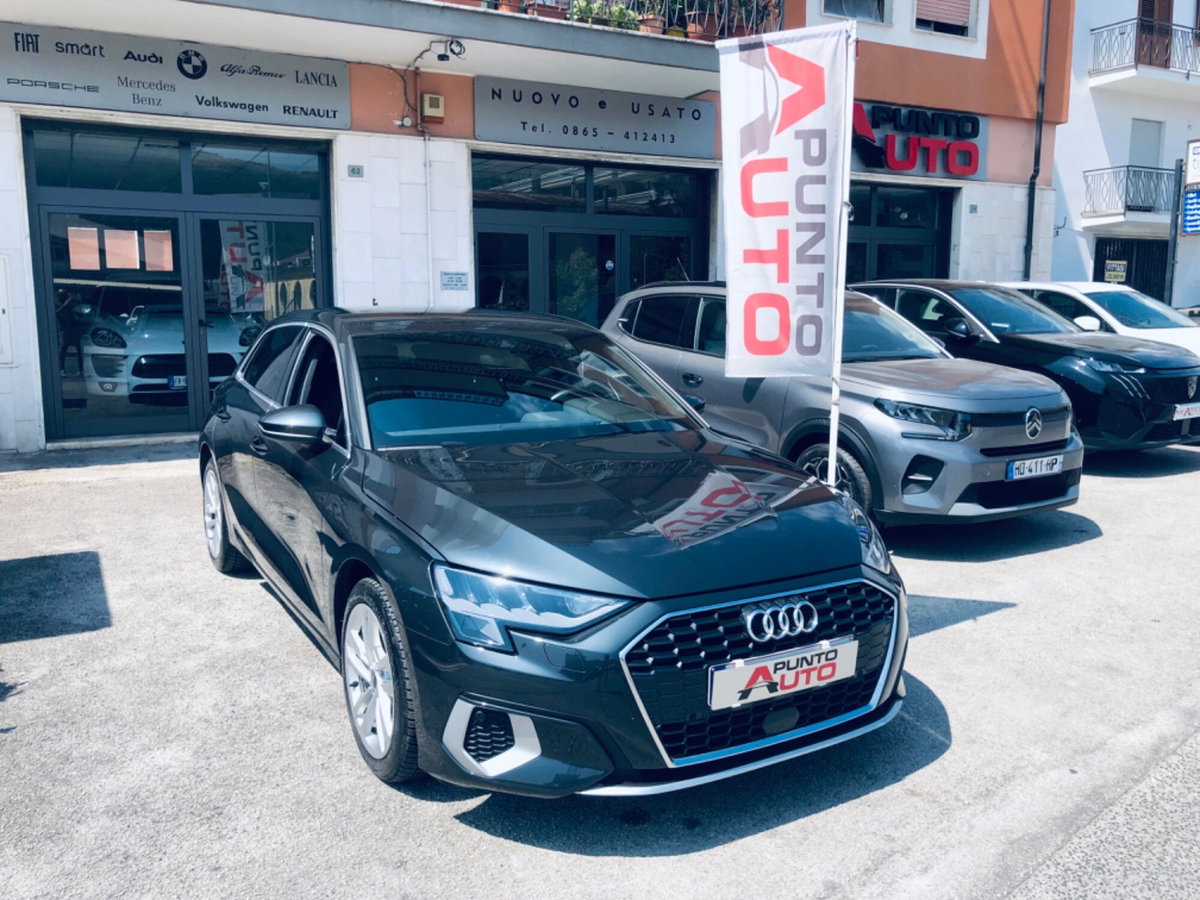 Audi A3 Sportback 35 TFSI S tronic Business (2)