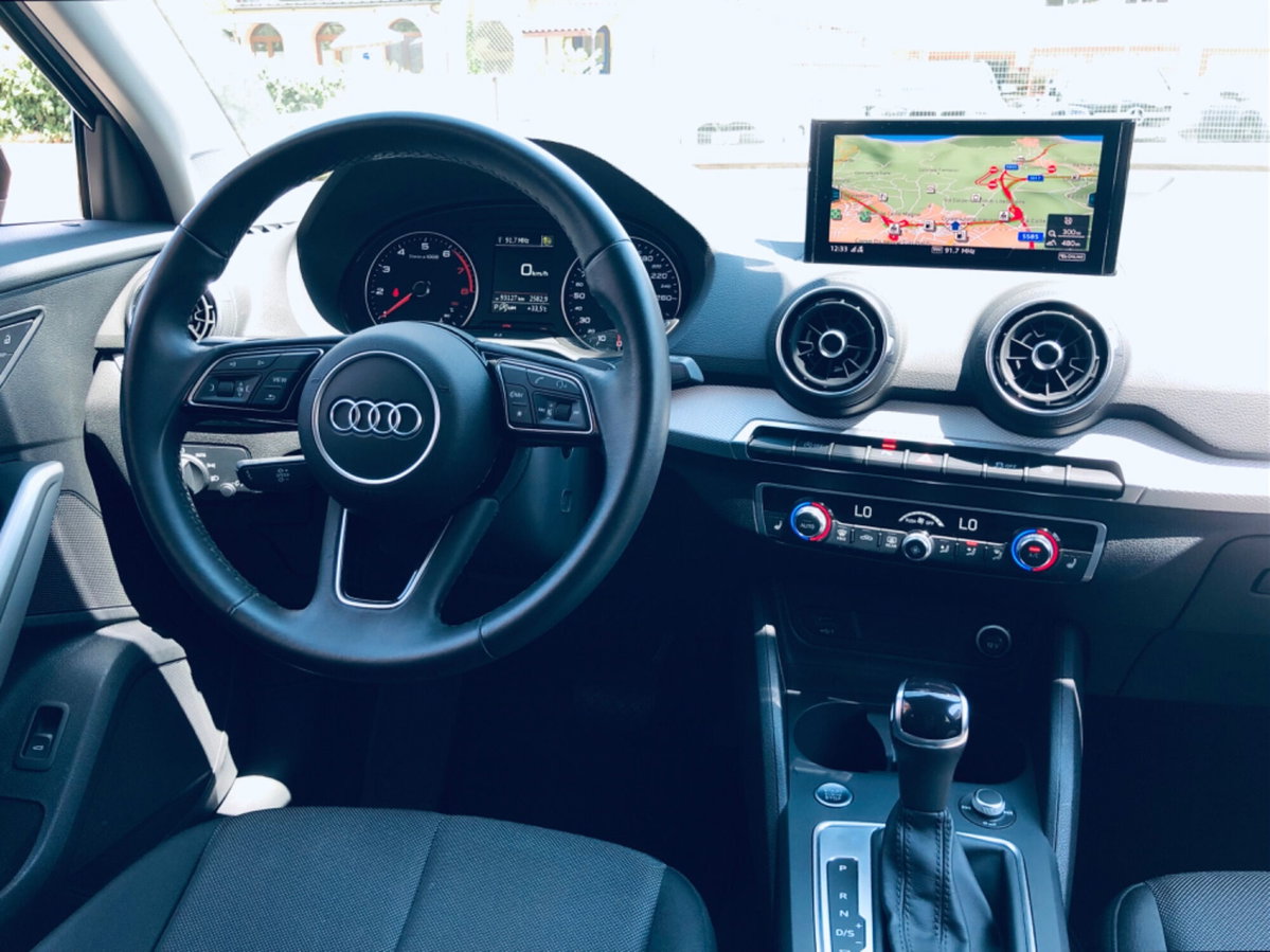 Audi Q2 Q2 35 TFSI S tronic Business (4)
