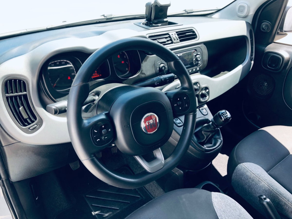 Fiat Panda 1.0 FireFly S&S Hybrid City Cross (11)