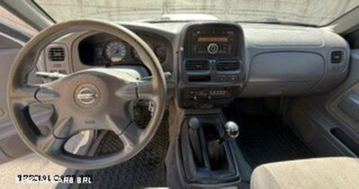 Nissan NP300 2.5 D 2p. King Cab Easy (9)
