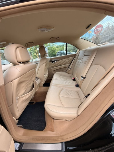Mercedes-Benz Classe E 220 CDI cat EVO Avantgarde Sport (11)