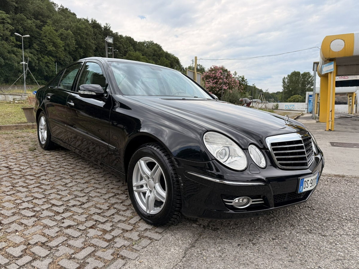 Mercedes-Benz Classe E 220 CDI cat EVO Avantgarde Sport (3)