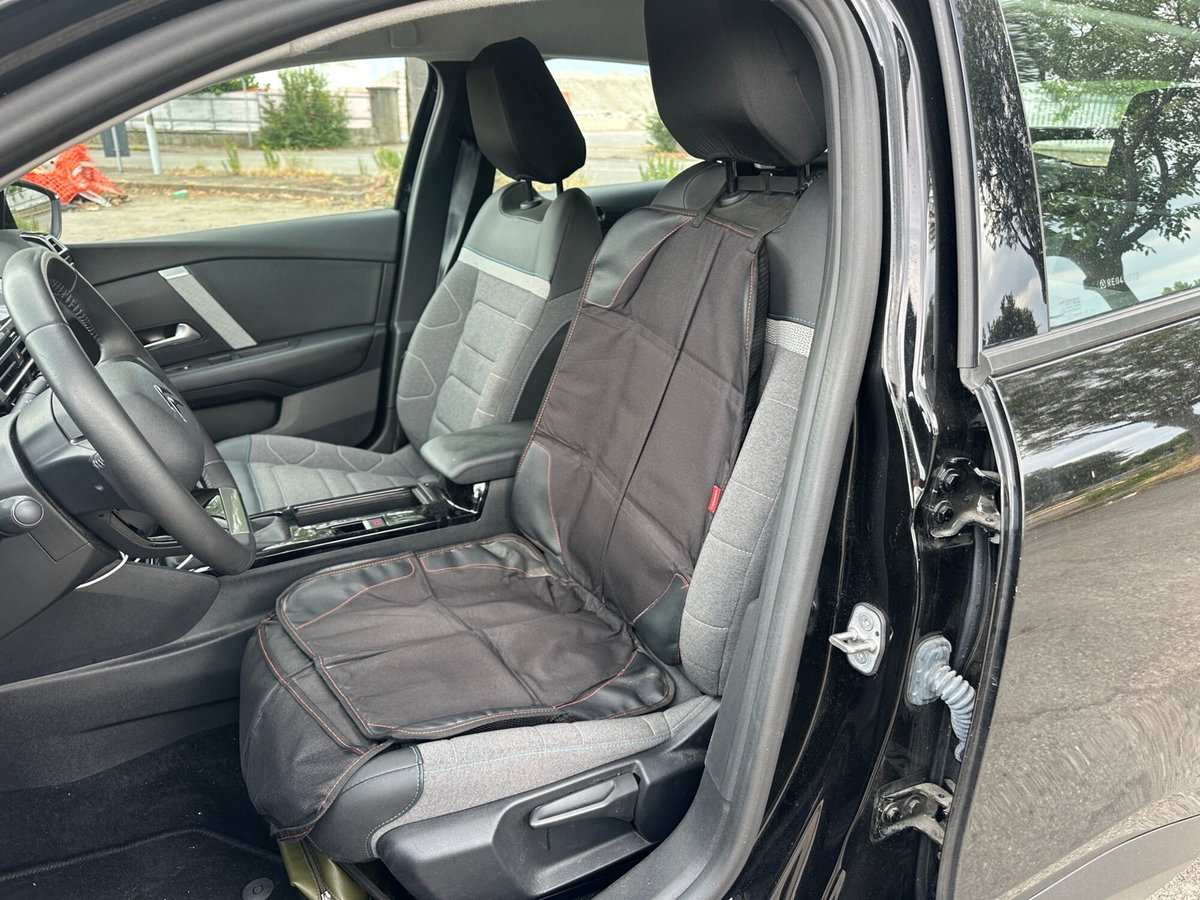 Citroen C4 PureTech 130 S&S Shine (11)