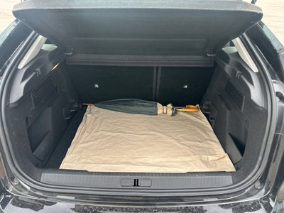 Citroen C4 PureTech 130 S&S Shine (13)