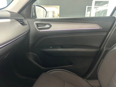 Renault Arkana E-Tech 145 CV Intens (16)