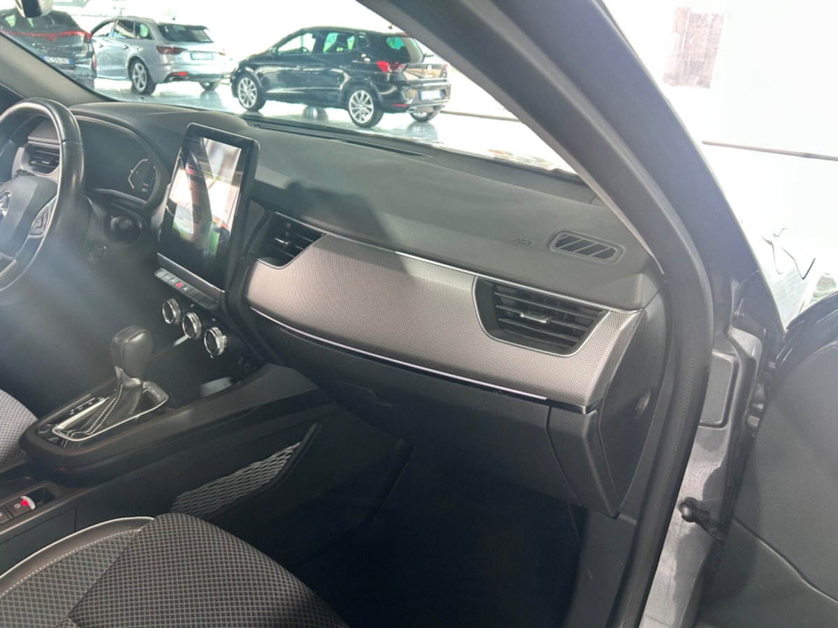 Renault Arkana E-Tech 145 CV Intens (19)