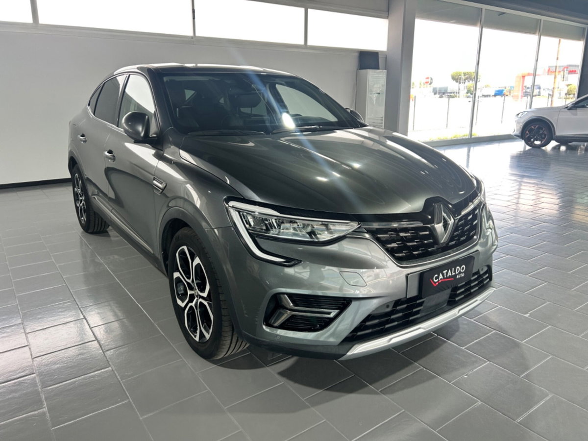 Renault Arkana E-Tech 145 CV Intens (4)