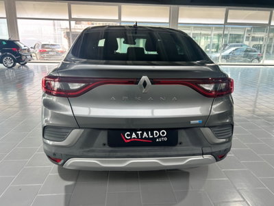 Renault Arkana E-Tech 145 CV Intens (8)