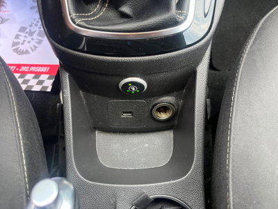 Ford Fiesta 1.4 3p. Bz.- GPL Titanium (17)