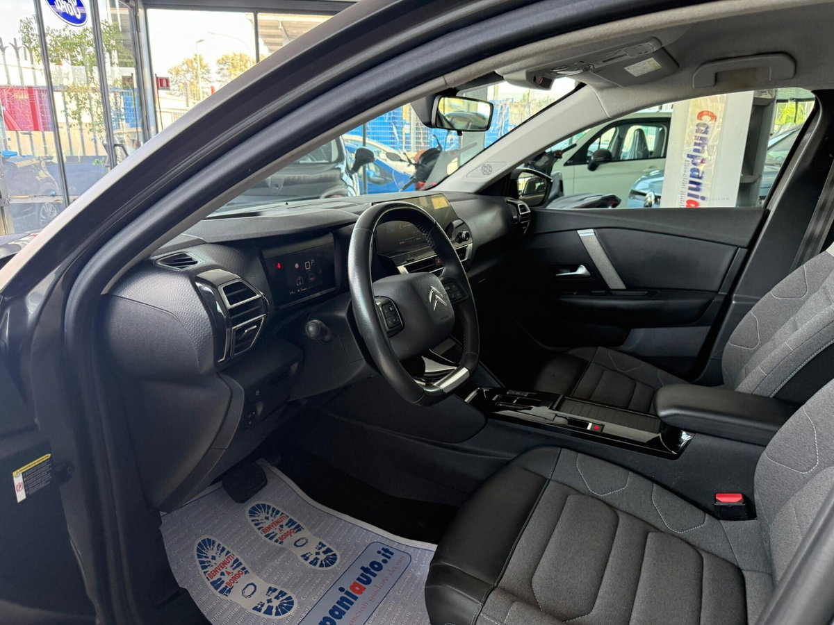 Citroen C4 BlueHDi 130 S&S EAT8 Shine (7)