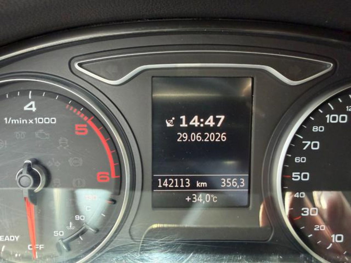 Audi Q2 Q2 1.6 TDI S tronic Design (8)