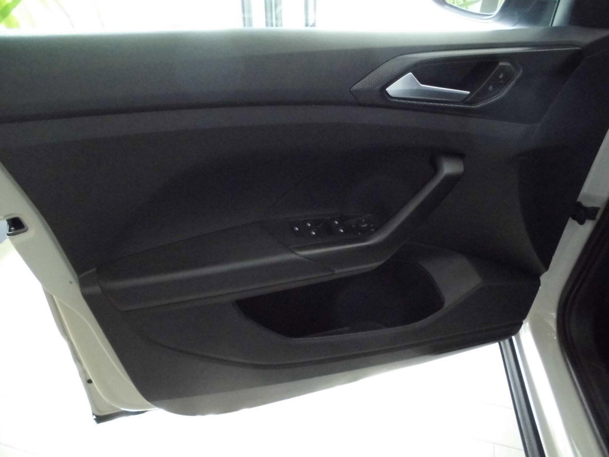 Volkswagen T-Cross 1.0 TSI 110 CV DSG Style (5)