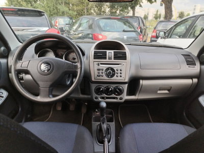 Suzuki Ignis 1.5 16V cat 4WD Deluxe (15)