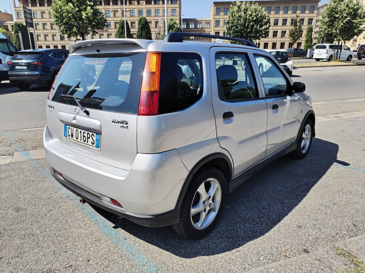 Suzuki Ignis 1.5 16V cat 4WD Deluxe (4)