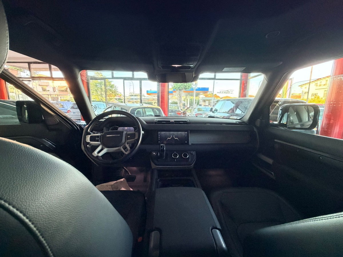 Land Rover Defender 90 3.0d i6 mhev X-Dynamic SE awd 250cv auto (13)