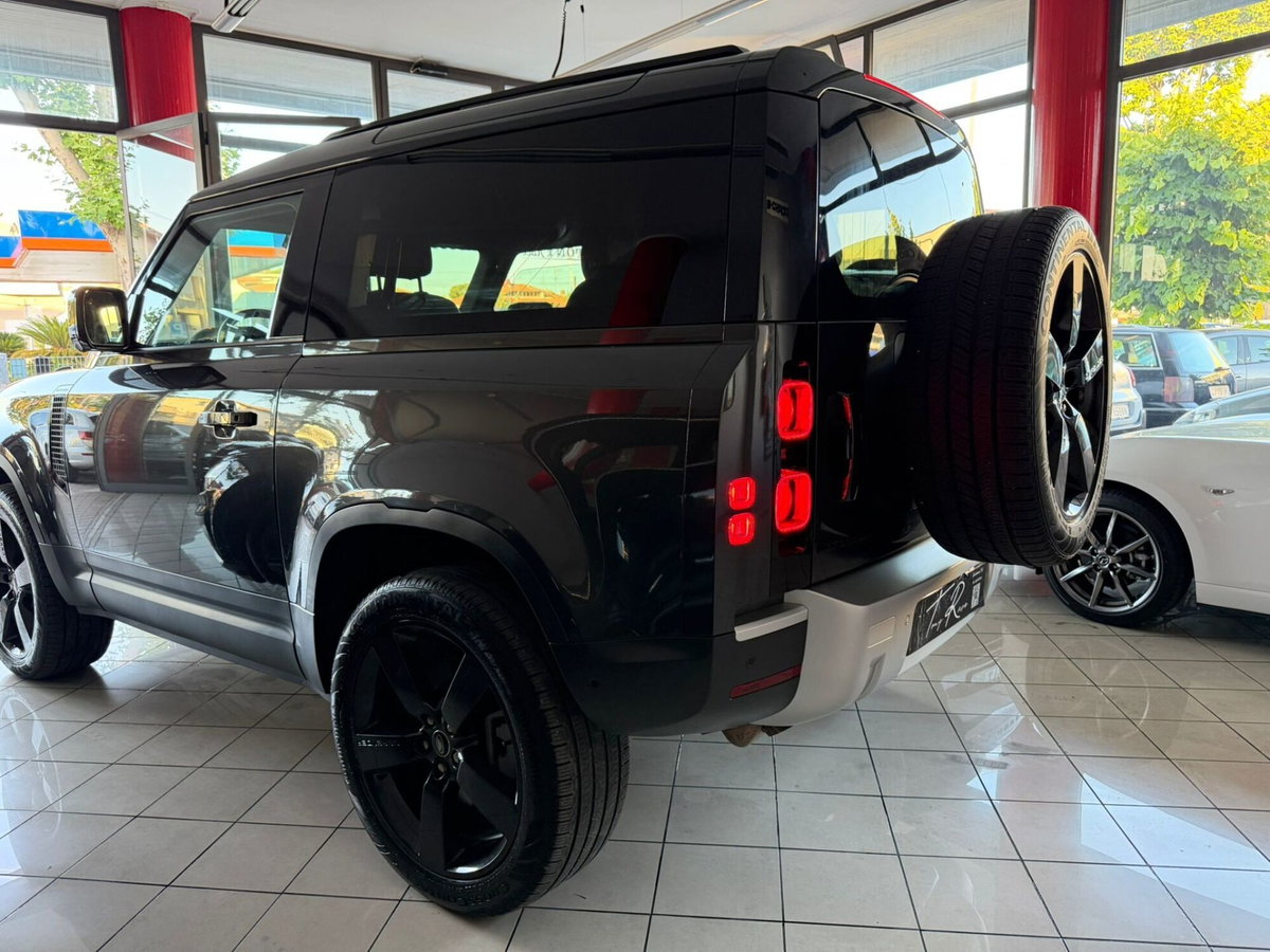 Land Rover Defender 90 3.0d i6 mhev X-Dynamic SE awd 250cv auto (5)