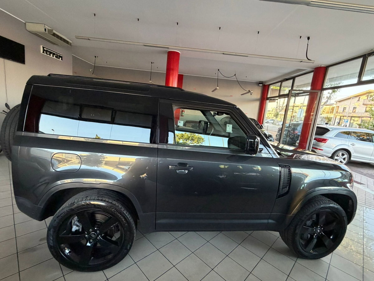 Land Rover Defender 90 3.0d i6 mhev X-Dynamic SE awd 250cv auto (7)