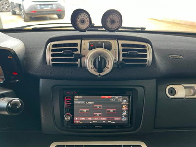 smart Fortwo 1000 52 kW MHD coupé pulse (10)