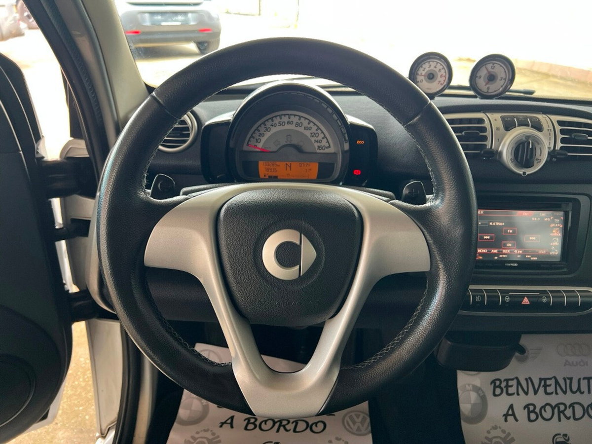 smart Fortwo 1000 52 kW MHD coupé pulse (11)