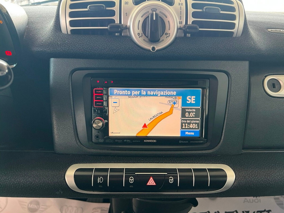 smart Fortwo 1000 52 kW MHD coupé pulse (12)