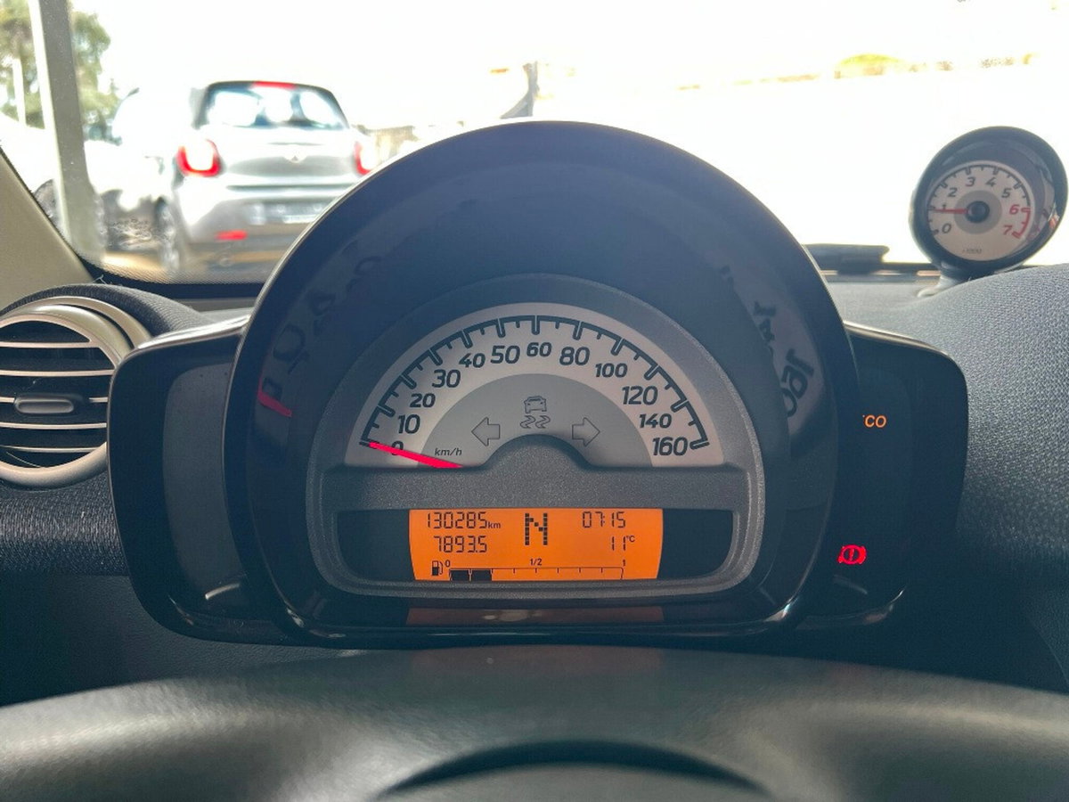 smart Fortwo 1000 52 kW MHD coupé pulse (14)